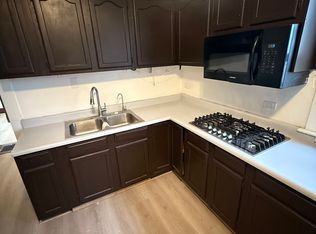 1419 Chestnut St, Rockford, IL 61102