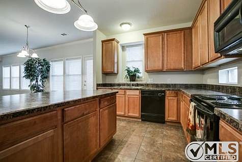 5th image of 6005 Brookside Dr