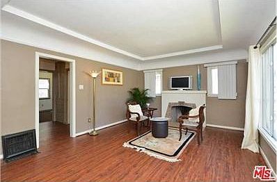 5th image of 919 Welton Way