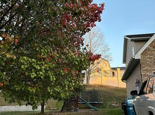 100 Stone St, Culloden, WV 25510