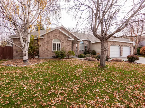 3915 Woodhaven Ln, Idaho Falls, ID 83404