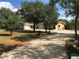 5690 Woelke Rd, Seguin, TX 78155