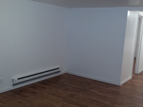 3rd image of 30 Stuyvesant Ave #2