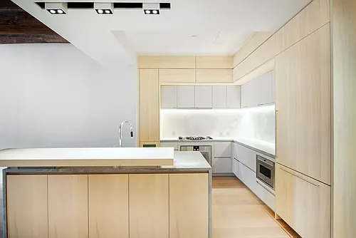 100 Vandam St #3C Photo 1