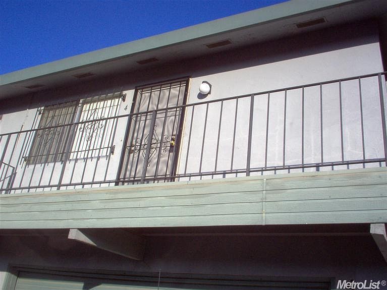 1st image of 422 Caribrook Way #1