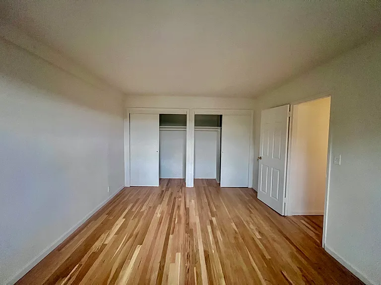 McLean Ave — Photo 6