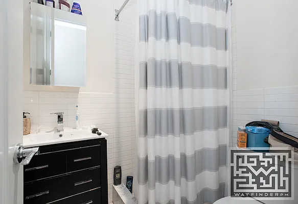 Rented by OGI Management | media 27