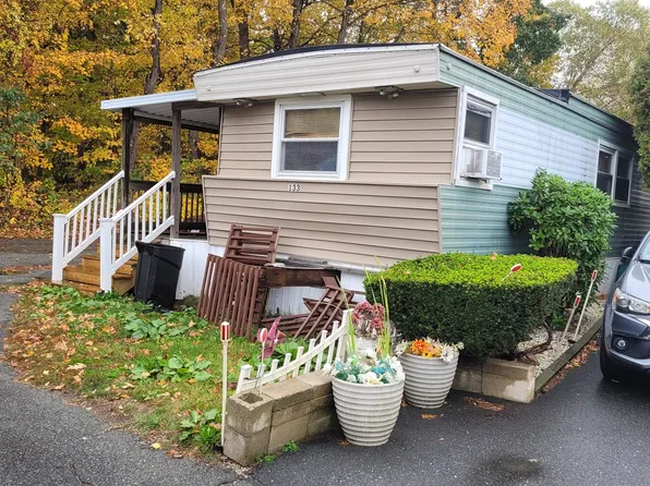 286 Newbury St #133, Peabody, MA 01960