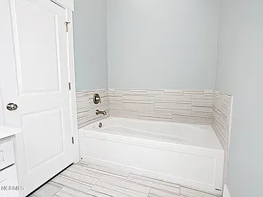 4076 Tamarisk Ln — Photo 17