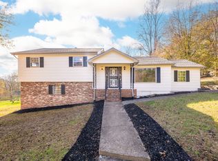 7321 Friendship Ln, Hixson, TN 37343
