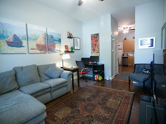4th image of 1130 N Wolcott Ave APT 1F