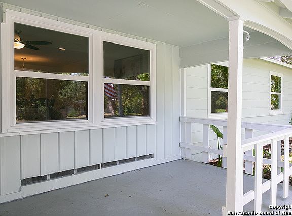 4th image of 215 Harmon Dr