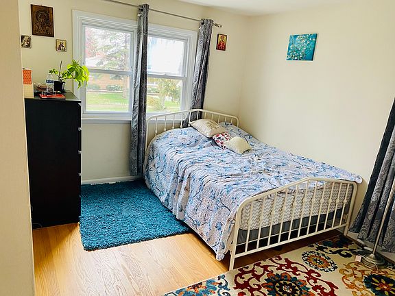 5th image of 1302 S Robert Dr #1302