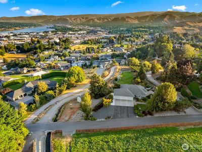 3320 Burch Mountain Road, Wenatchee, WA, 98801