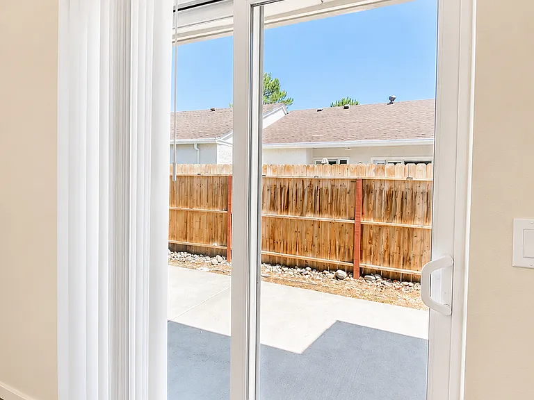Quail Manor Townhomes — Photo 23