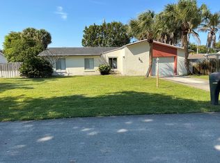 3039 Indian Trail, Lake Worth, FL 33462