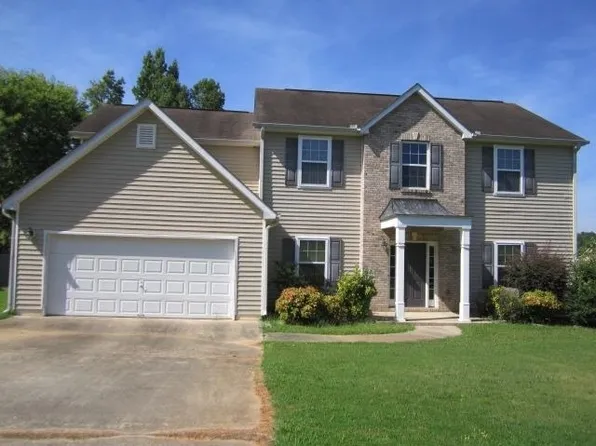 172 Fears Dr, Hampton, GA 30228