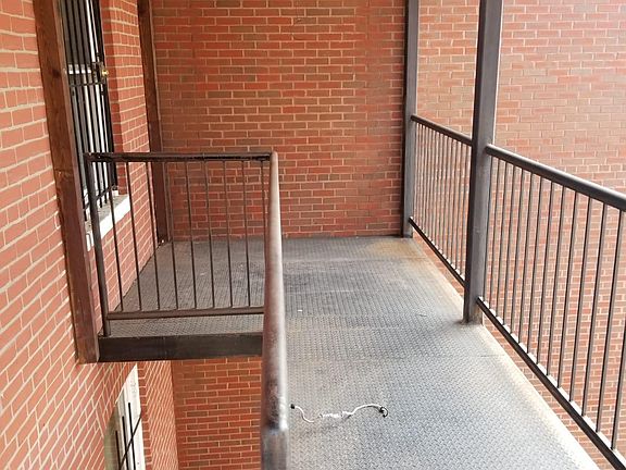 Unit 3 porch top floor
