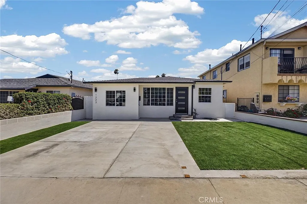 4 bed, 1310 sqft, $4,500 — Photo 2
