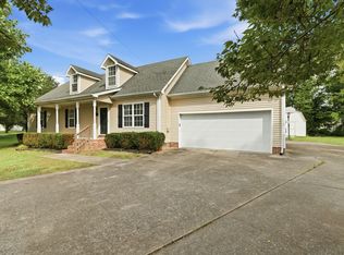 157 Millwood Dr, Murfreesboro, TN 37127