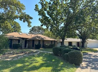 3512 Hialeah Dr, Arlington, TX 76017