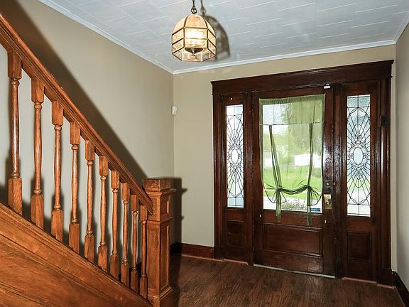 4th image of 3738 Elsmere Ave