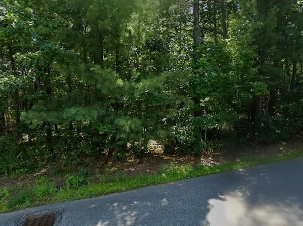 24 Burns Avenue, Concord, NH 03301