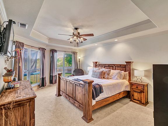 4th image of 1307 Spanish Moss Dr