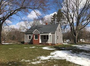 6372 Flushing Rd, Flushing, MI 48433