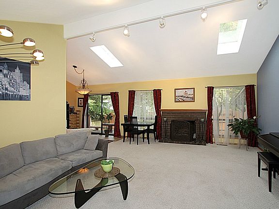 4th image of 14022 92nd Pl NE