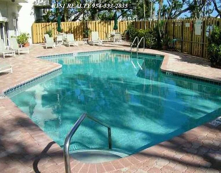 2nd image of 1625 SE 10th St