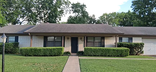 102 Cheryl St Photo 1