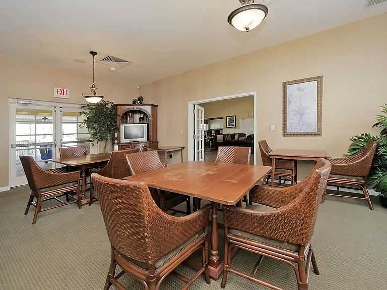6119 Bartram Village Dr — Photo 51