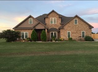 275 N Quail Run Dr, West, TX 76691
