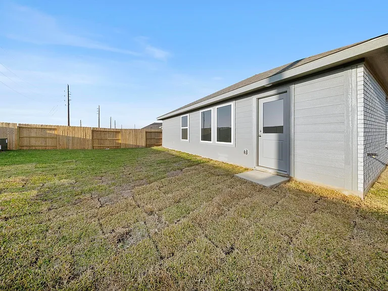 26651 Pampas Grass Ln — Photo 17