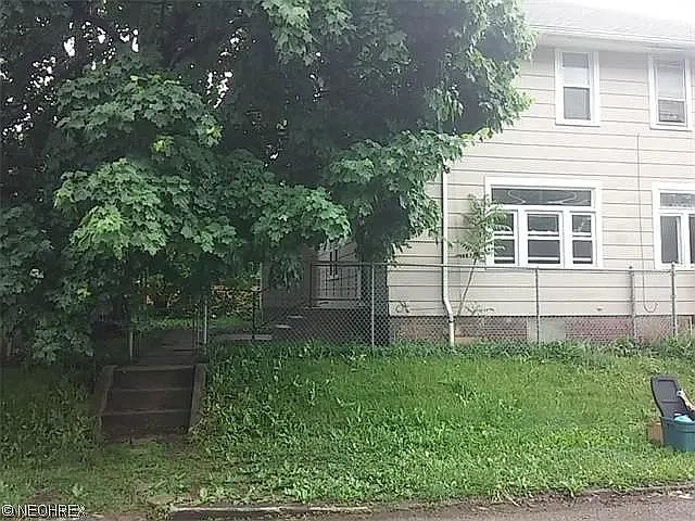 Front of 528 Milner St.