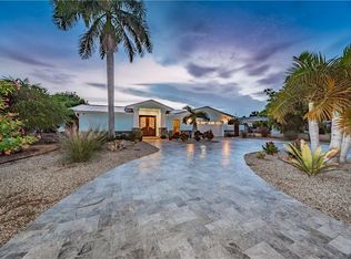 10112 Tarpon Dr, Treasure Island, FL 33706