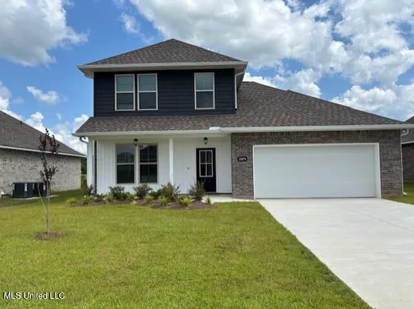 15079 Stockridge Dr, Gulfport, MS 39503