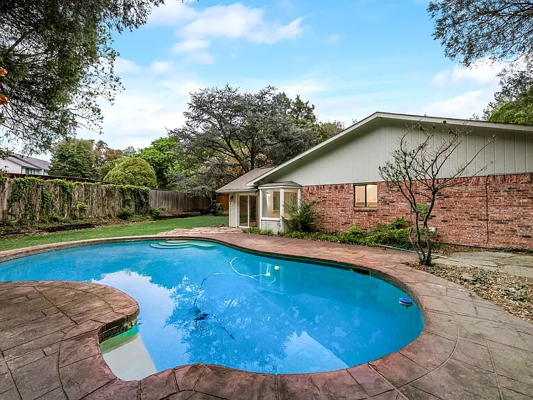3940 Dalgreen Cir — Photo 19