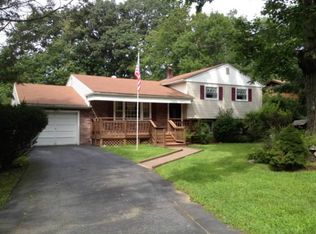 3855 Barger St, Shrub Oak, NY 10588