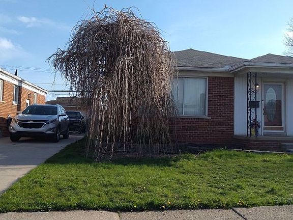 2nd image of 1620 Cleveland Ave