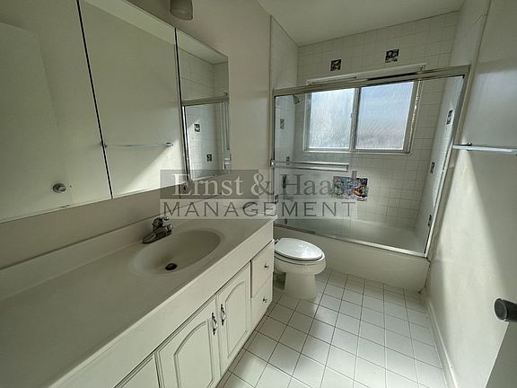 5th image of 3690 Country Club Dr #3692B