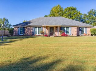 143 Oldfield Dr, Montgomery, AL 36117