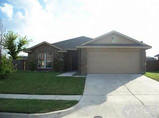 7205 Compass Point Dr, Rowlett, TX 75089
