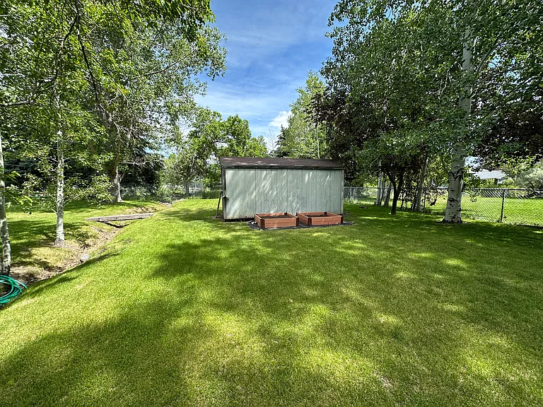 1030 Doane Rd — Photo 41