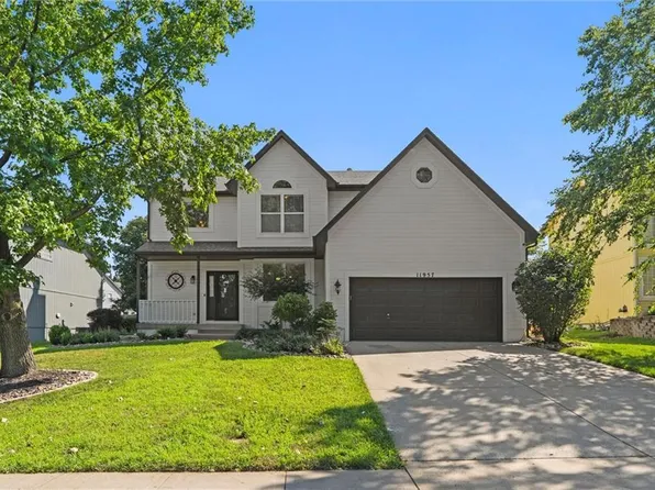 11957 Monroe St, Olathe, KS 66061
