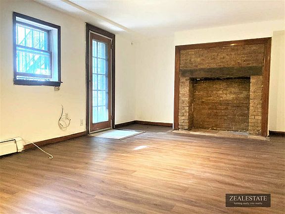 2nd image of 408 Clermont Ave #1F