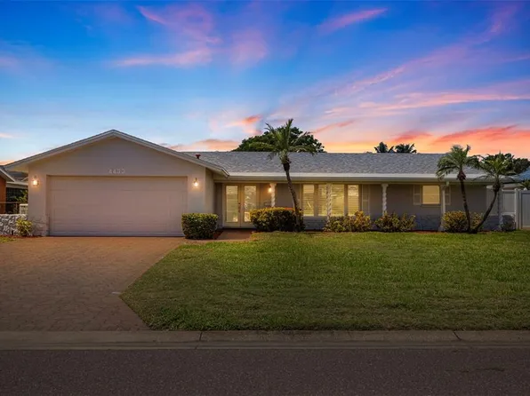 4433 38th Way S, Saint Petersburg, FL 33711