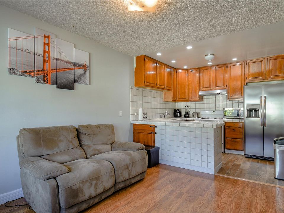 1st image of 500 Blanken Ave #1