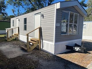3rd image of 7000 N Main St #18636702